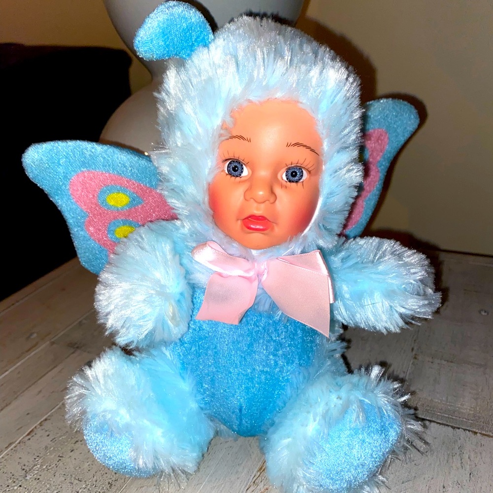 Preowned Megatoys Baby Doll Plastic Baby Face Blue